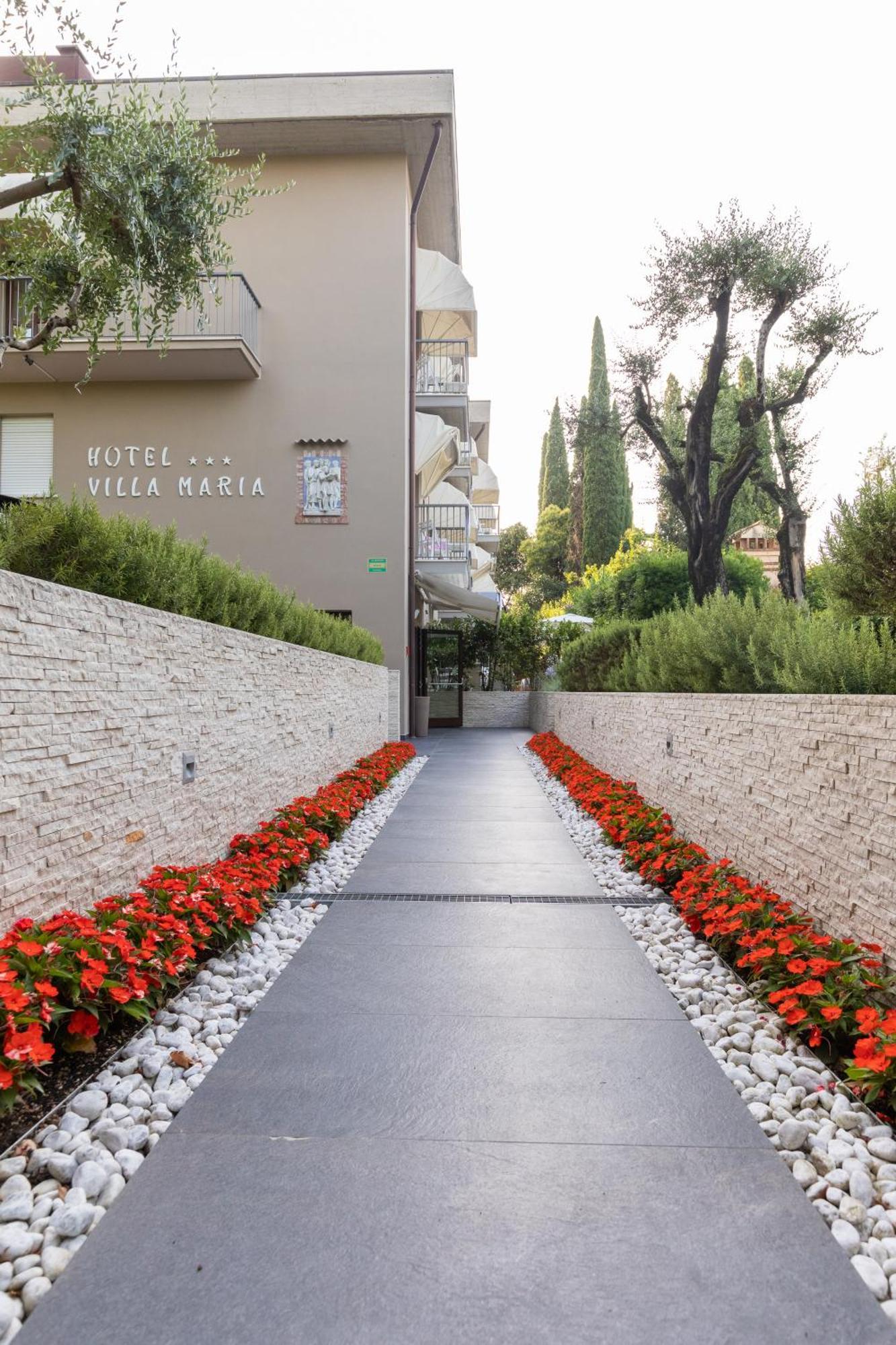 Hotel Villa Maria Σιρμιόνε Εξωτερικό φωτογραφία
